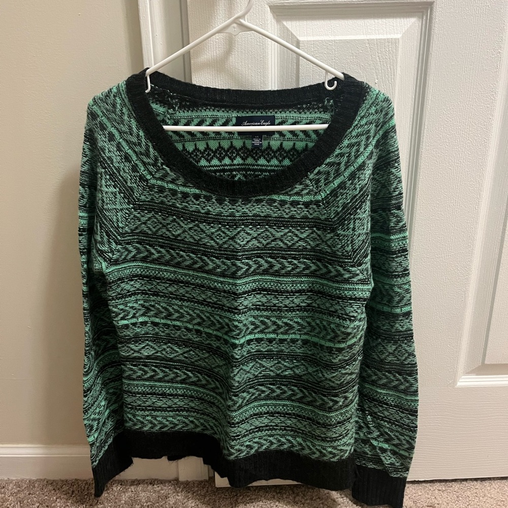 American Eagle Sweater